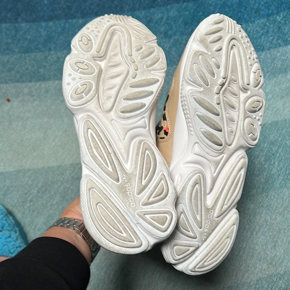 Adidas Ozweego Womens Animal Print sneakers EUC - Picture 5 of 8